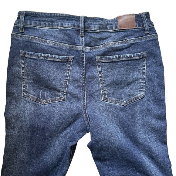 Maurice’s High Rise Wm’s Dark Wash Jeans Straight Leg Lt Distressing Sz 10L - Picture 5 of 13